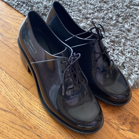 Melissa Black Rubber Stacked Block Heel Oxford Jelly Shoes Size 6 - Picture 13 of 14